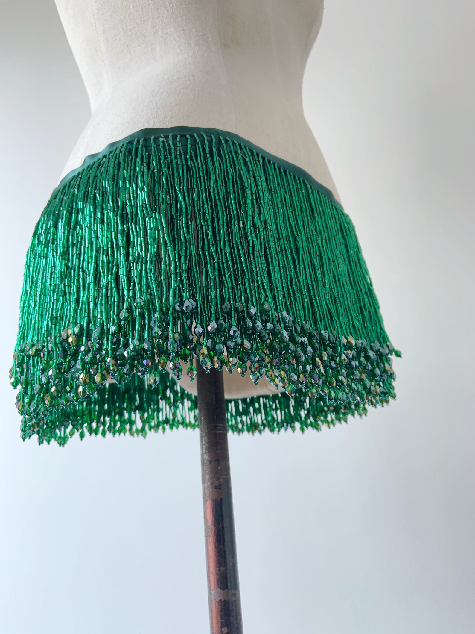 1 Yard Green Bead Fringe Tasse - Beaded Trim Fringe recension och pris
