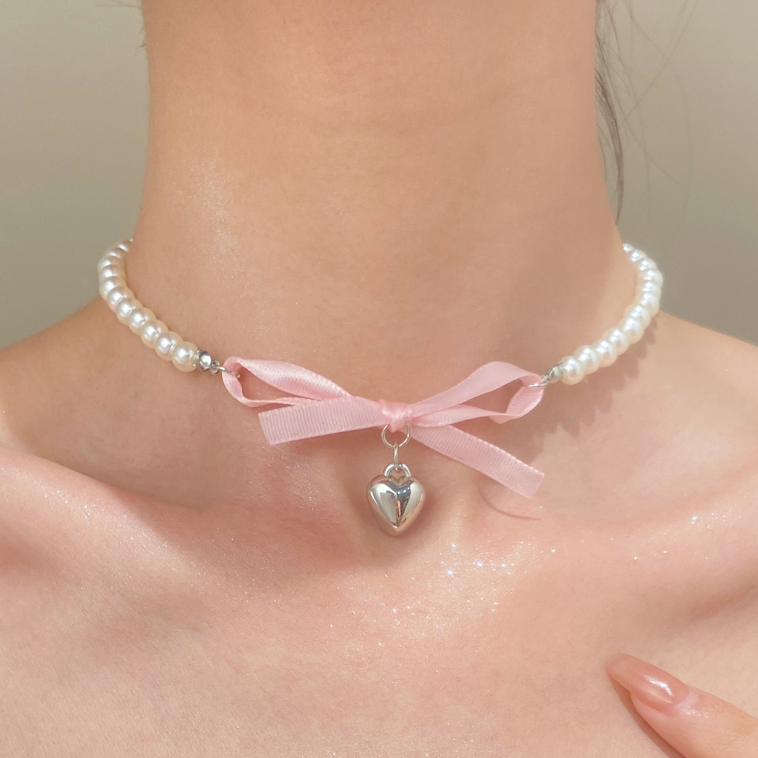 French Romantic Pink Bowknot H - Pearl Trim Chain recension och pris